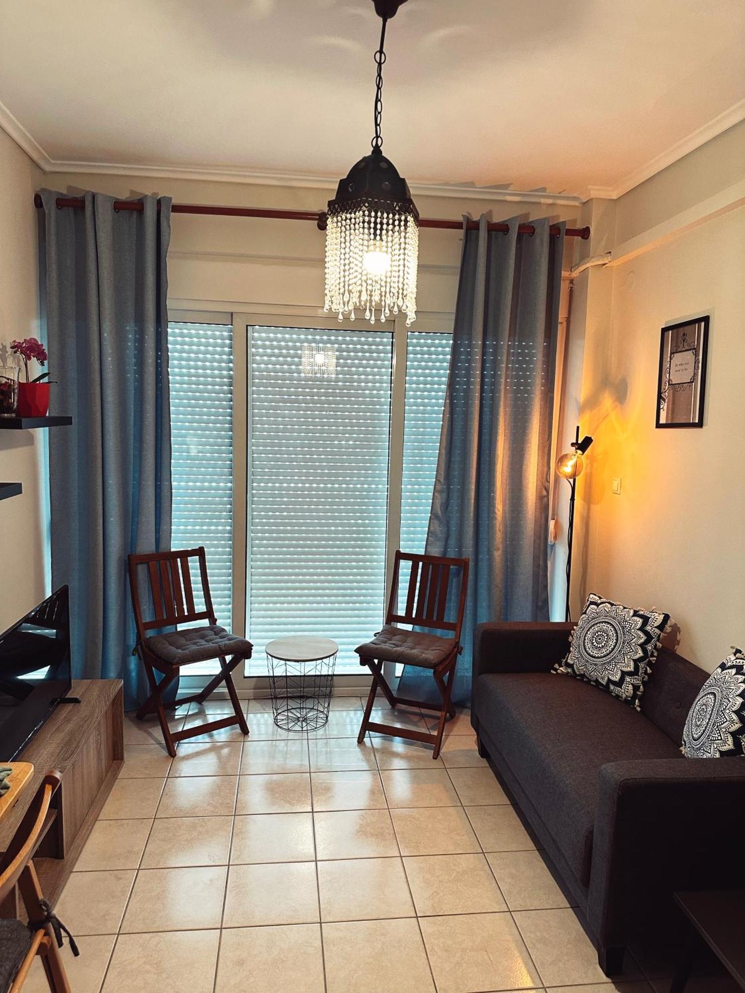Homely Flat Near Airport Szaloniki Kültér fotó